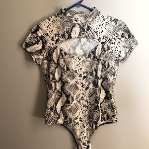 Snake design bodysuit size medium